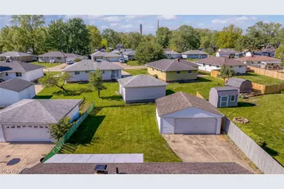 34605 Glen Drive, Eastlake, OH 44095 - Photo 5