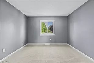 34605 Glen Dr, Eastlake, OH 44095 - Photo 17