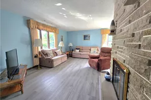 1965 Dunzweiler Dr, Zanesville, OH 43701 - Photo 5