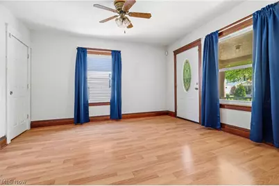 14520 Bayes Avenue, Oakwood, OH 44107 - Photo 5