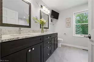 10376 Lake Meadows Dr, Strongsville, OH 44136 - Photo 21