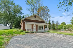 7997 Columbus Rd NE, Louisville, OH 44641 - Photo 37