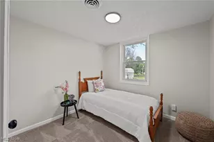 7997 Columbus Rd NE, Louisville, OH 44641 - Photo 27