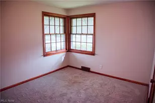 7507 Arden Ave, Parma, OH 44129 - Photo 15