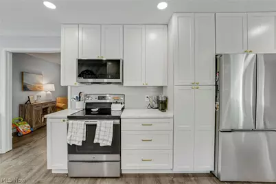 7850 Country Court, Mentor, OH 44060 - Photo 5