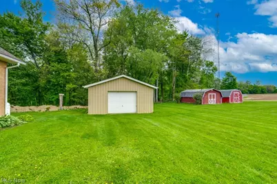 2267 Bellflower Road NE, West Chester, OH 44625 - Photo 43