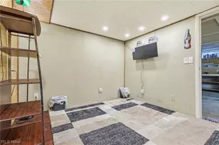2534 Bollinger Ave NE, Canton, OH 44705 - Photo 19