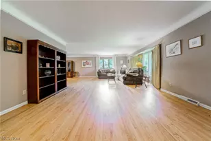 23225 Bryden Rd, Huber Heights, OH 44122 - Photo 5