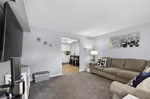 1529 Lee Terrace Dr, Wickliffe, OH 44092 - Photo 15