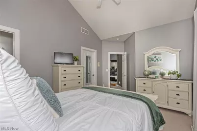 16820 Staffordshire Court, Chagrin Falls, OH 44023 - Photo 23