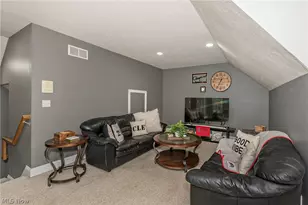 16820 Staffordshire Ct, Chagrin Falls, OH 44023 - Photo 33