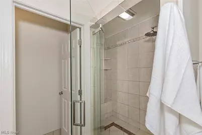 16820 Staffordshire Court, Chagrin Falls, OH 44023 - Photo 21
