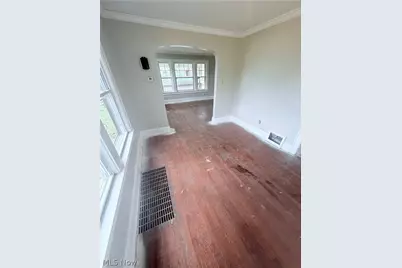 1174 Mercer Avenue, Akron, OH 44307 - Photo 9