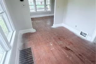 1174 Mercer Ave, Akron, OH 44307 - Photo 9
