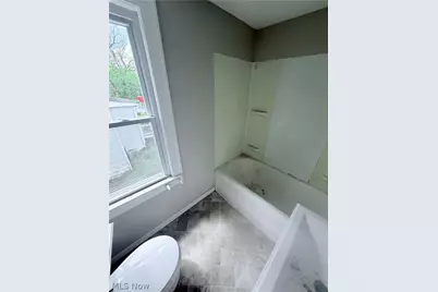 1174 Mercer Avenue, Akron, OH 44307 - Photo 17