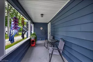 77 S Crowell Ave, Geneva, OH 44041 - Photo 3