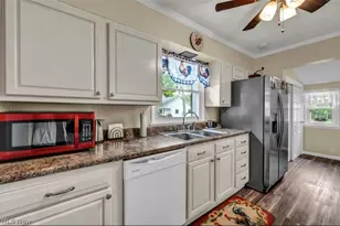 77 S Crowell Ave, Geneva, OH 44041 - Photo 11