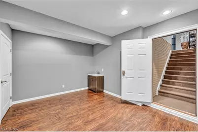 8933 Mountain View Drive, Mentor, OH 44060 - Photo 37