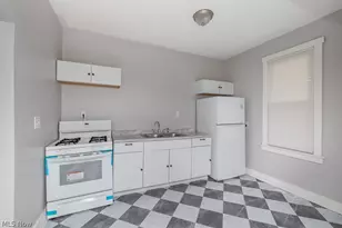 637-639 E 102nd St, Loveland, OH 44108 - Photo 3