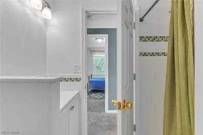 950 E Sprague Road, Grandview Heights, OH 44147 - Photo 17