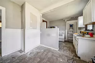 3024 W 100th St, Loveland, OH 44111 - Photo 11