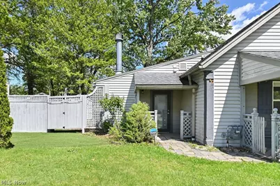 1910 Tudor Street, Cuyahoga Falls, OH 44221 - Photo 41