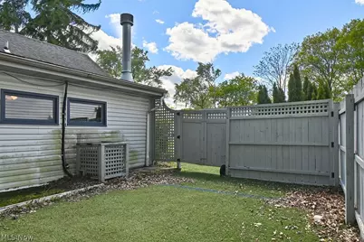 1910 Tudor Street, Cuyahoga Falls, OH 44221 - Photo 39