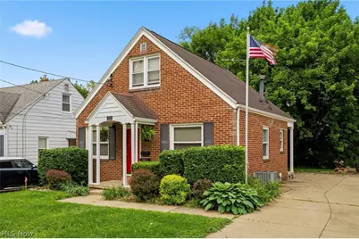 272 Schrop Avenue, Akron, OH 44312 - Photo 1