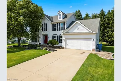 4297 Brookview Court, Uniontown, OH 44685 - Photo 3
