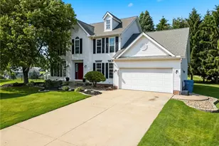 4297 Brookview Ct, Uniontown, OH 44685 - Photo 3