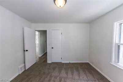 144 Malacca Street, Akron, OH 44305 - Photo 15