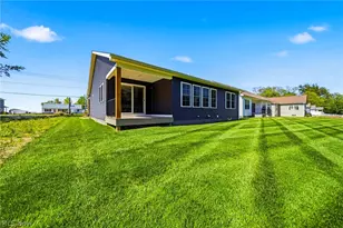 975 Lake Rd, Conneaut, OH 44030 - Photo 7