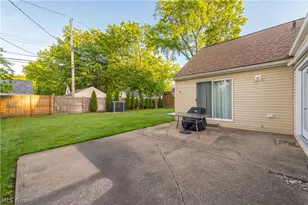 318 Bellaire Rd, Avon Lake, OH 44012 - Photo 45
