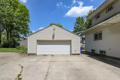 228 Lawrence Street, Ravenna, OH 44266 - Photo 9