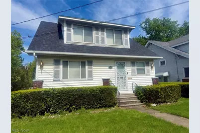 1056 Homewood, Warren, OH 44483 - Photo 1