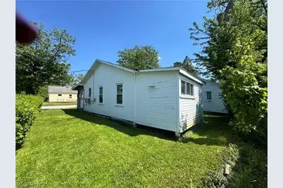 4975 Presidential Drive, Geneva on the Lake, OH 44041 - Photo 9
