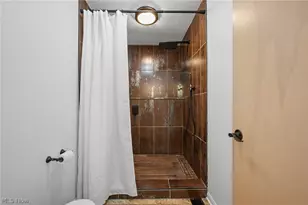 18976 Thorpe Rd, Chagrin Falls, OH 44023 - Photo 23