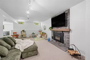 18976 Thorpe Rd, Chagrin Falls, OH 44023 - Photo 29