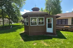 410 Breezewood Cir, Wadsworth, OH 44281 - Photo 5