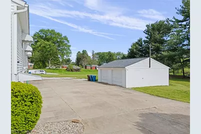 120 Center Road, New Franklin, OH 44319 - Photo 7
