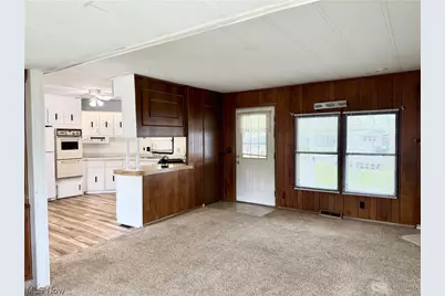 200 Driftwood Drive SE, New Philadelphia, OH 44663 - Photo 9