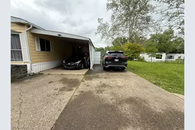 200 Driftwood Drive SE, New Philadelphia, OH 44663 - Photo 3