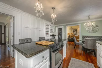 374 Silver Ridge Drive, Copley, OH 44321 - Photo 5