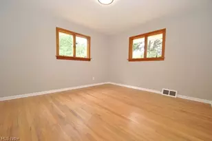 7101 Ivy Ct, Mentor, OH 44095 - Photo 9