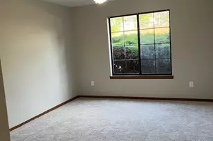 8621 Scenicview Dr, Grandview Heights, OH 44147 - Photo 7