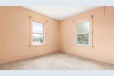 2800 East Pike, Zanesville, OH 43701 - Photo 27