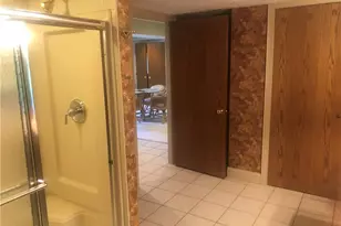 8135 Thackeray Ct, Grandview Heights, OH 44147 - Photo 37