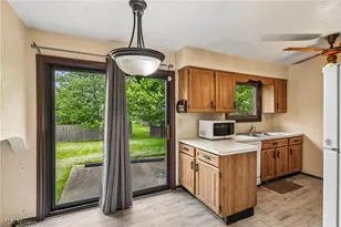 4100 Ivanhoe Dr, Lorain, OH 44053 - Photo 5
