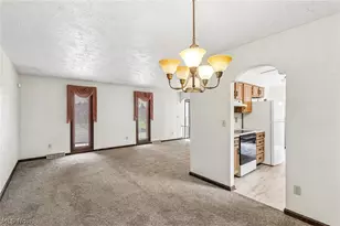 4100 Ivanhoe Dr, Lorain, OH 44053 - Photo 9