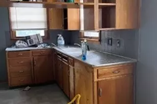 902 Alameda Ave, Youngstown, OH 44510 - Photo 9